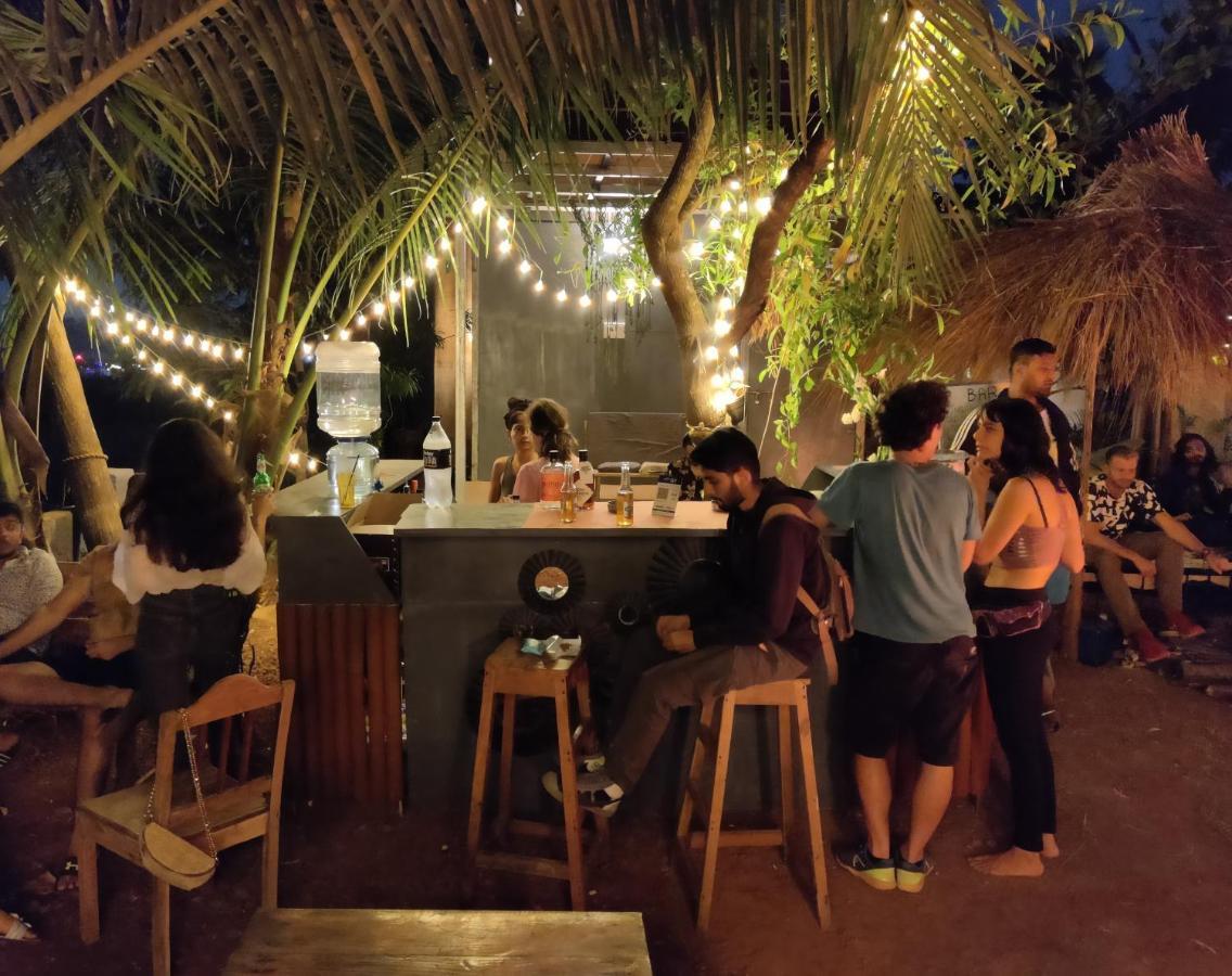 أنجونا Wonderland Hostel المظهر الخارجي الصورة