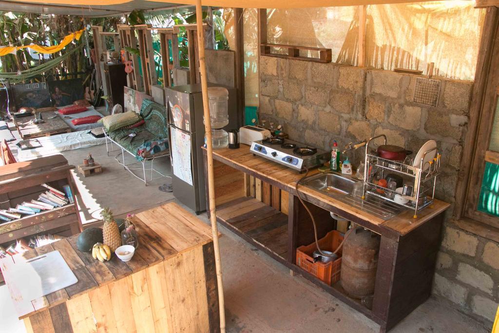 أنجونا Wonderland Hostel المظهر الخارجي الصورة