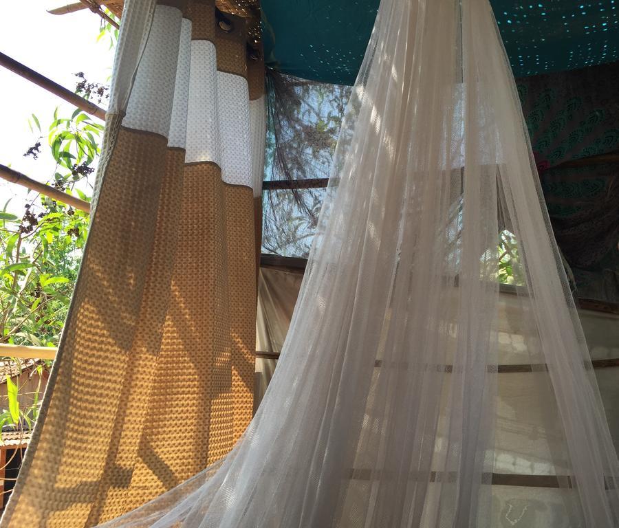 أنجونا Wonderland Hostel المظهر الخارجي الصورة