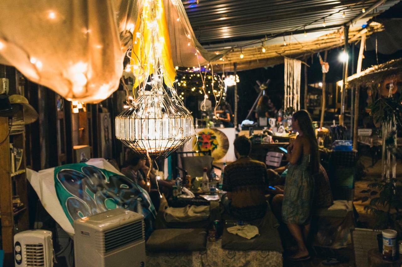 أنجونا Wonderland Hostel المظهر الخارجي الصورة